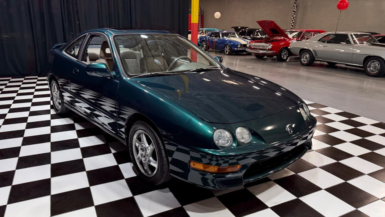 2000 Acura Integra 3rd Gen - Image 12 of 31