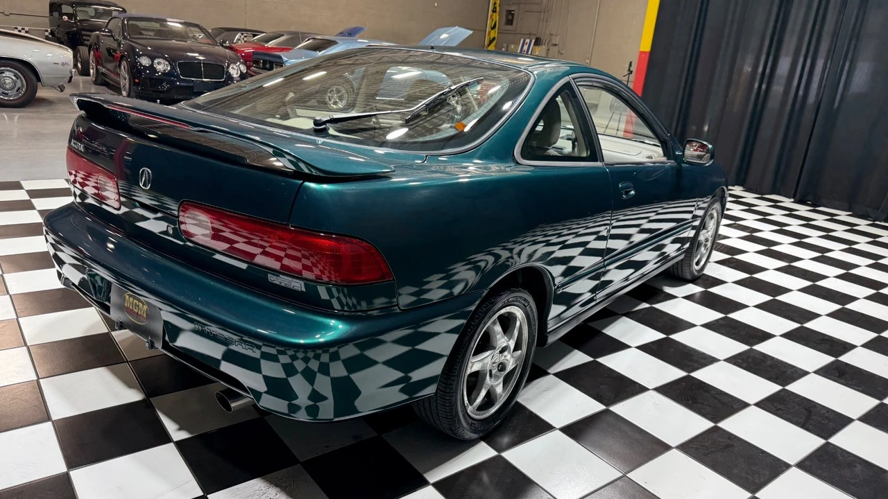 2000 Acura Integra 3rd Gen - Image 9 of 31