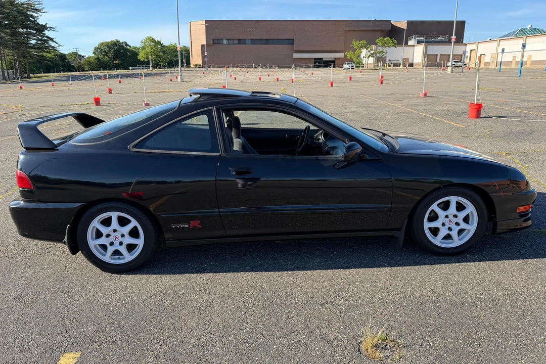 2000 Acura Integra 3rd Gen - Image 3 of 31
