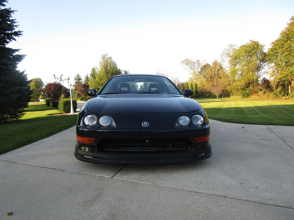 2000 Acura Integra 3rd Gen - Image 2 of 31