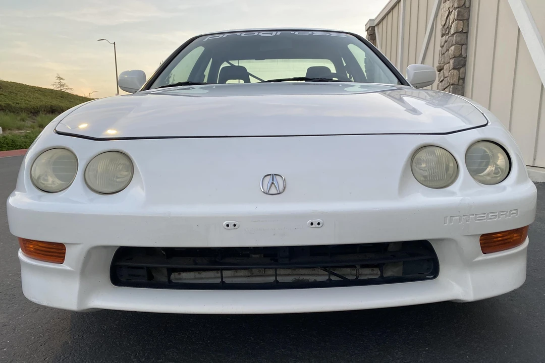 2000 Acura Integra 3rd Gen - Image 2 of 31
