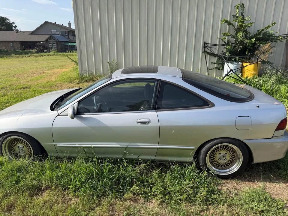 2000 Acura Integra 3rd Gen - Image 2 of 9