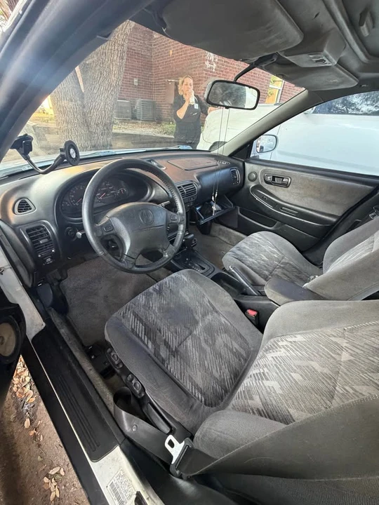 2000 Acura Integra 3rd Gen - Image 5 of 8