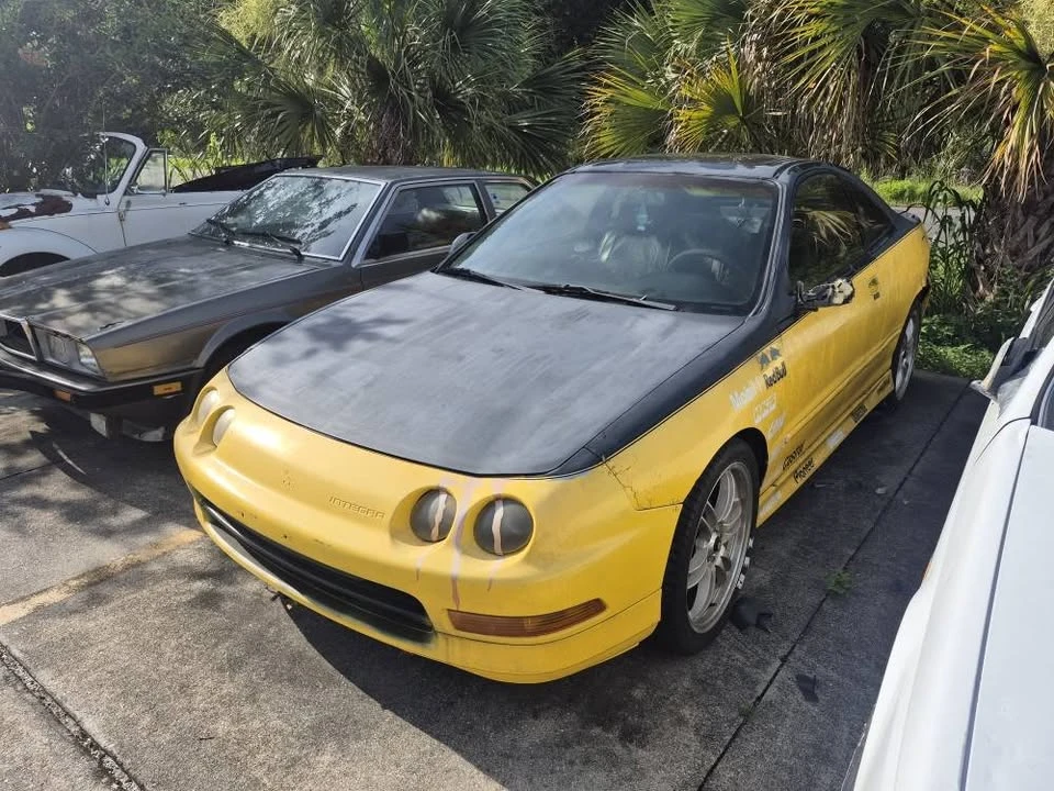 2000 Acura Integra 3rd Gen - Image 2 of 15