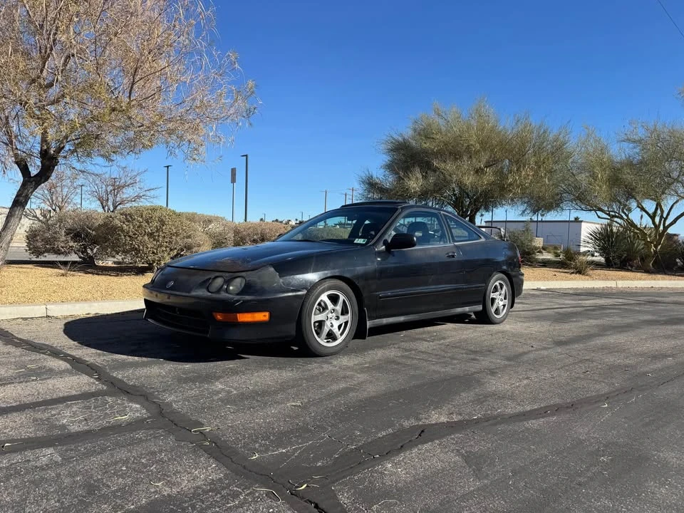 2000 Acura Integra 3rd Gen - Image 2 of 8