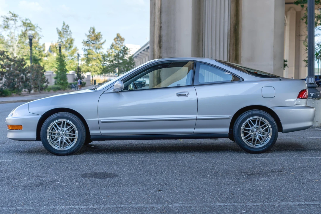 2000 Acura Integra 3rd Gen - Image 3 of 31