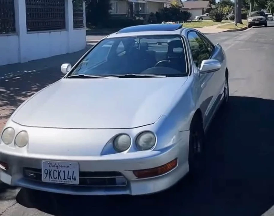2000 Acura Integra 3rd Gen - Image 2 of 3
