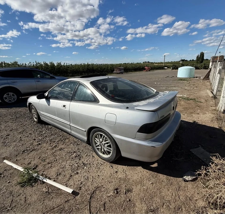 2000 Acura Integra 3rd Gen - Image 2 of 5