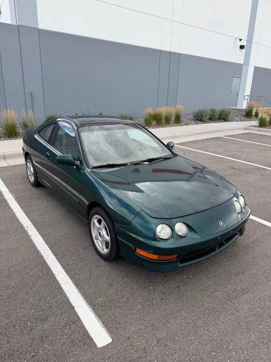 2000 Acura Integra 3rd Gen - Image 2 of 15