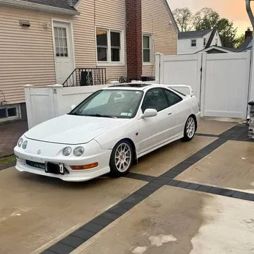 2000 Acura Integra LS Hatchback 2D