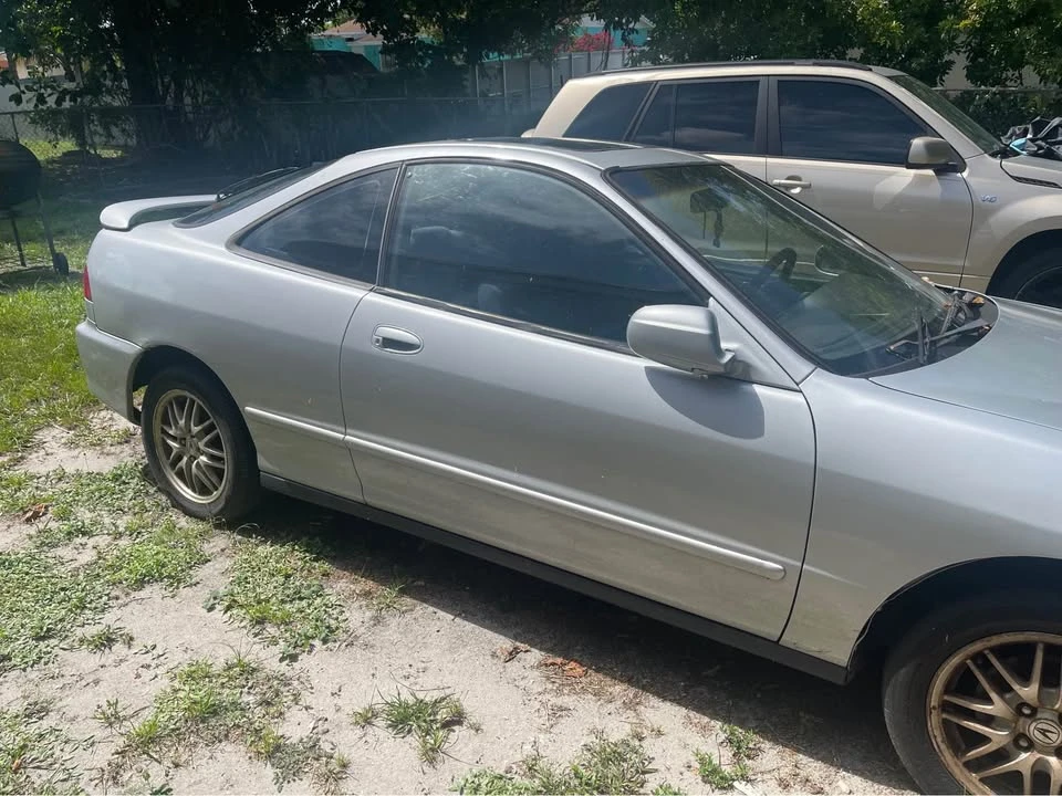 2000 Acura Integra 3rd Gen - Image 2 of 7