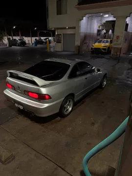 2000 Acura Integra LS Hatchback 2D