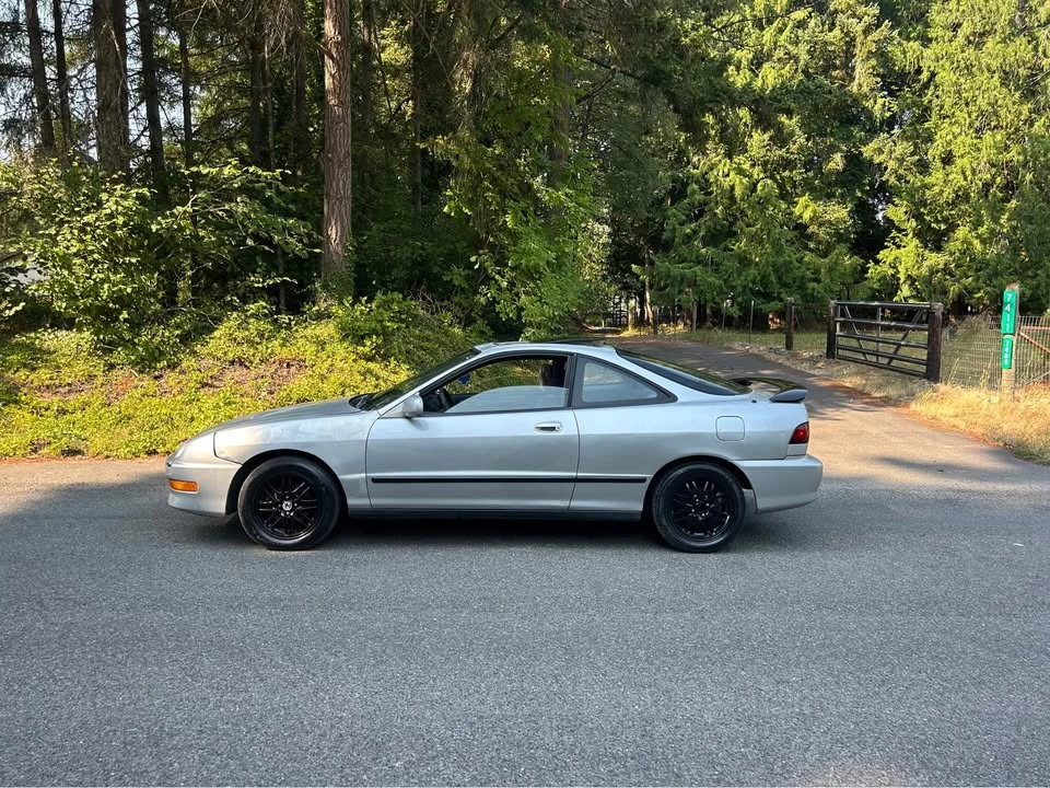 2000 Acura Integra 3rd Gen - Image 2 of 17