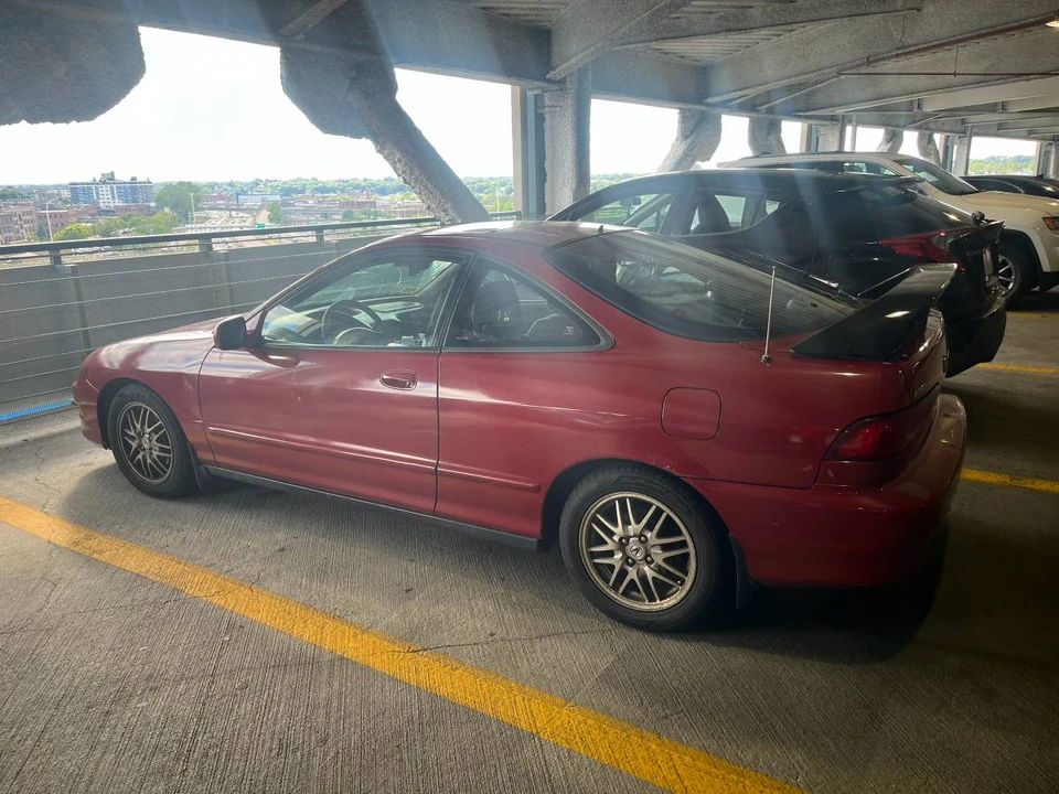 2000 Acura Integra 3rd Gen - Image 2 of 9