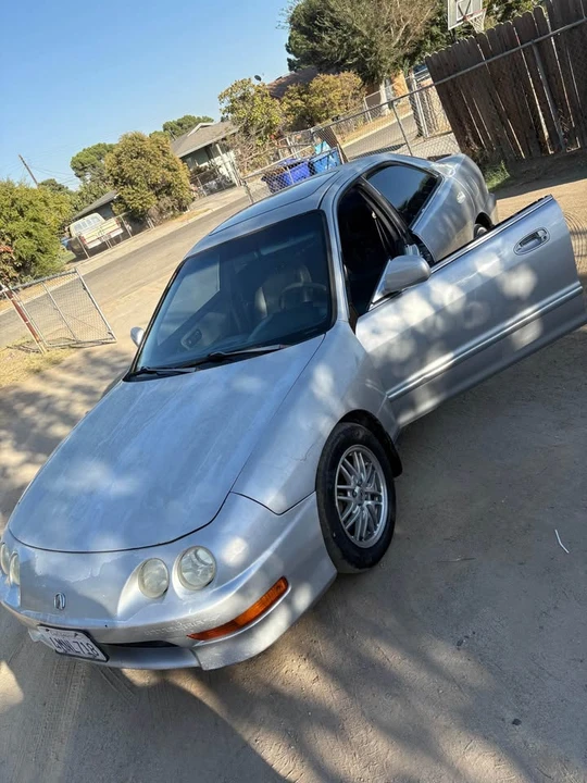 2000 Acura Integra 3rd Gen - Image 3 of 4