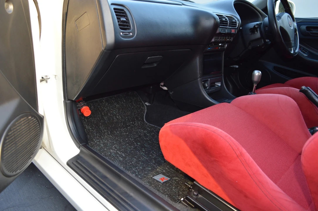 2000 Acura Integra Type R 3rd Gen - Image 30 of 31