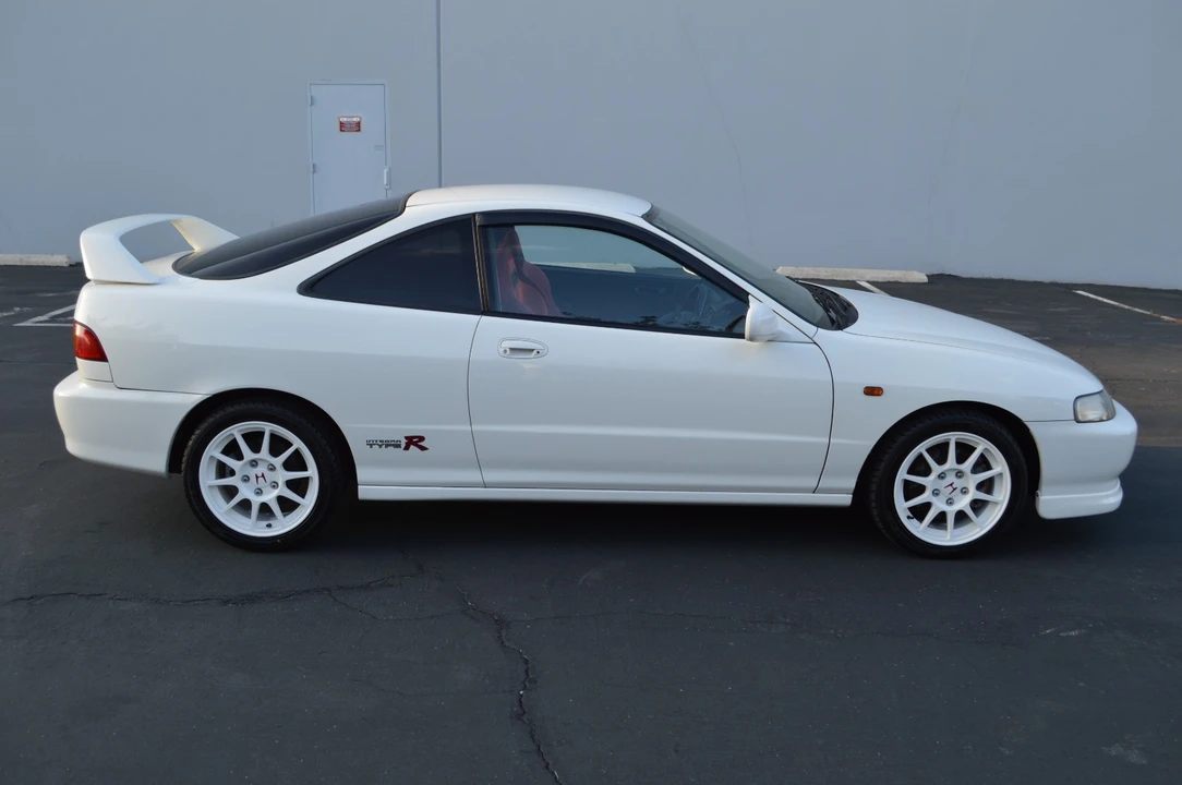 2000 Acura Integra Type R 3rd Gen - Image 8 of 31