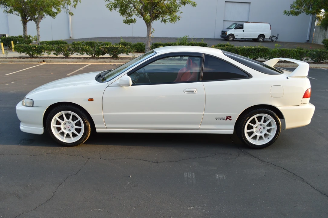 2000 Acura Integra Type R 3rd Gen - Image 4 of 31