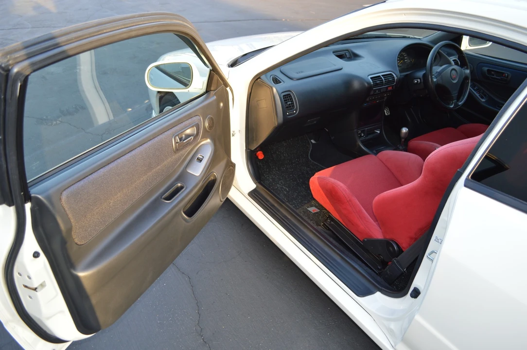 2000 Acura Integra Type R 3rd Gen - Image 10 of 31