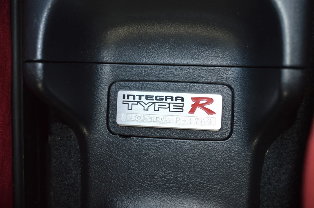 2000 Acura Integra Type R 3rd Gen - Image 16 of 31