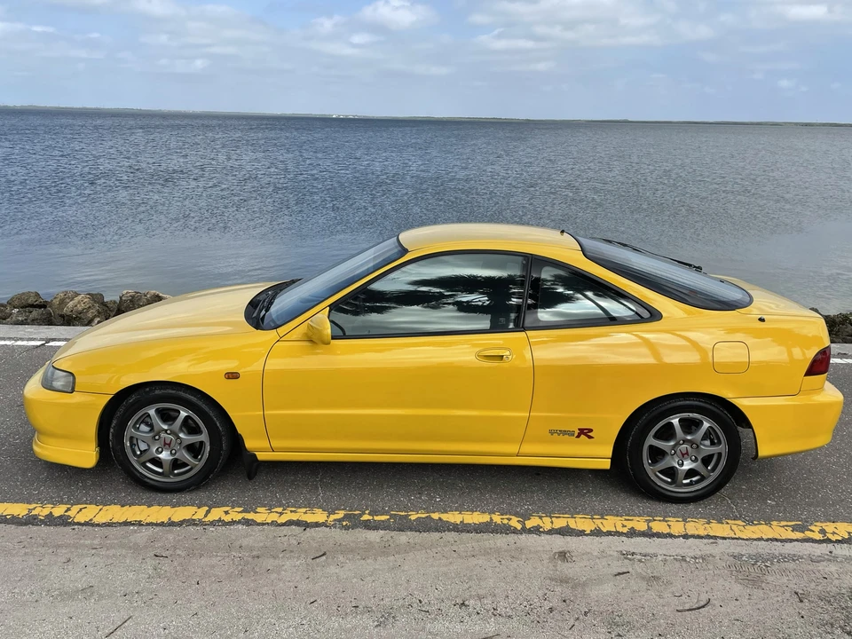 2000 Acura Integra Type R 3rd Gen - Image 8 of 31
