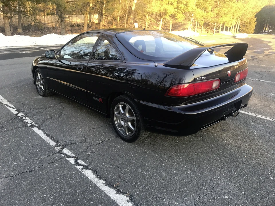 2000 Acura Integra Type R 3rd Gen - Image 2 of 31