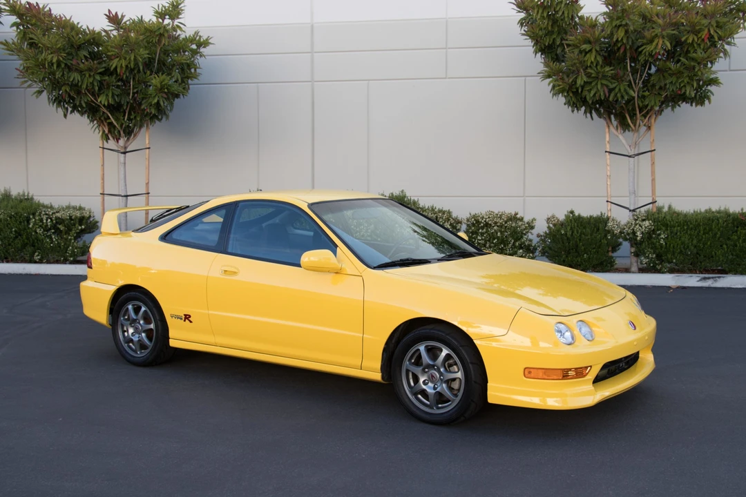 2000 Acura Integra Type R 3rd Gen - Image 2 of 31