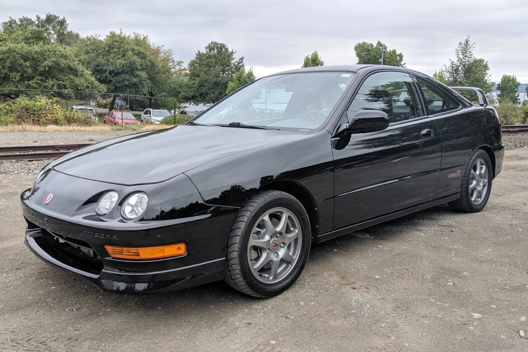 2000 Acura Integra Type R 3rd Gen - Image 1 of 31