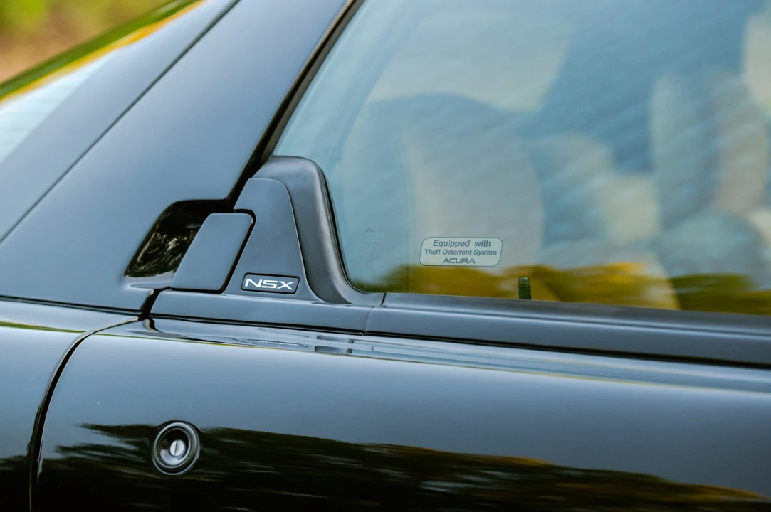 2000 Acura NA2 NSX - Image 31 of 31