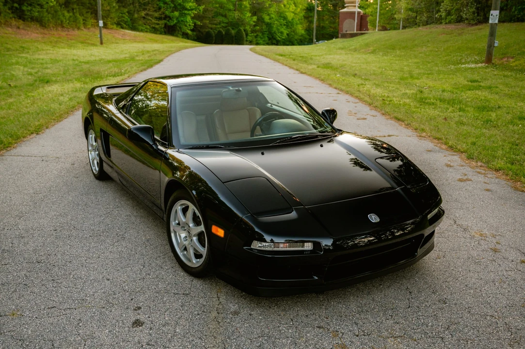 2000 Acura NA2 NSX - Image 2 of 31