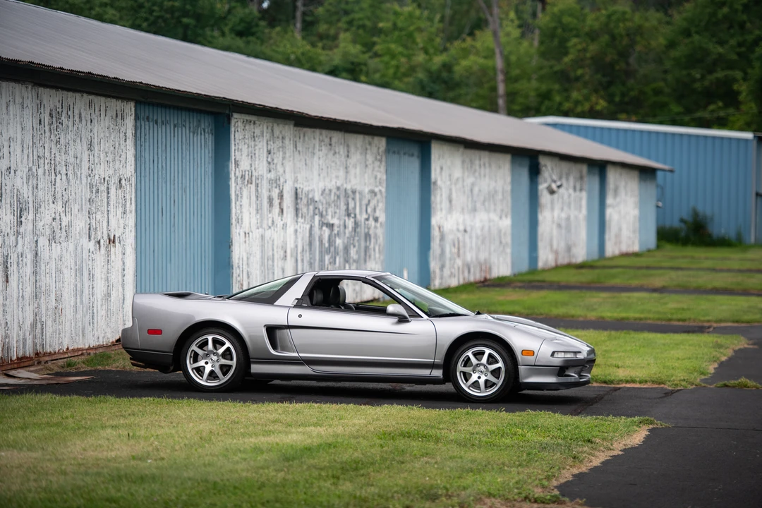 2000 Acura NA2 NSX - Image 2 of 31