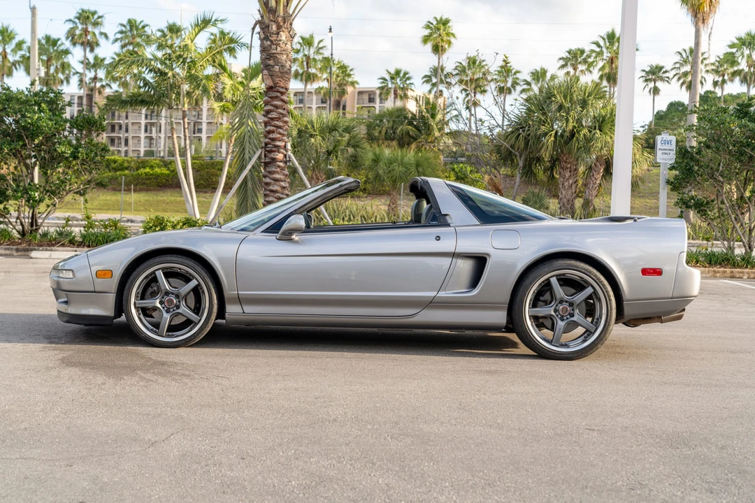 2000 Acura NA2 NSX - Image 9 of 31