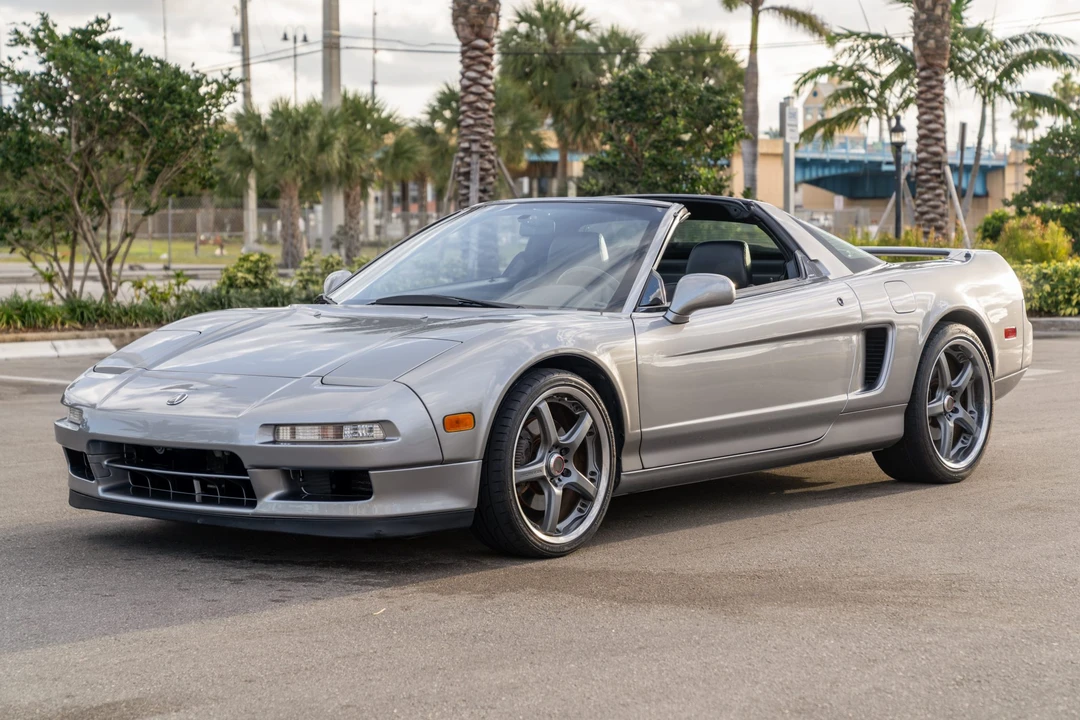 2000 Acura NA2 NSX - Image 2 of 31