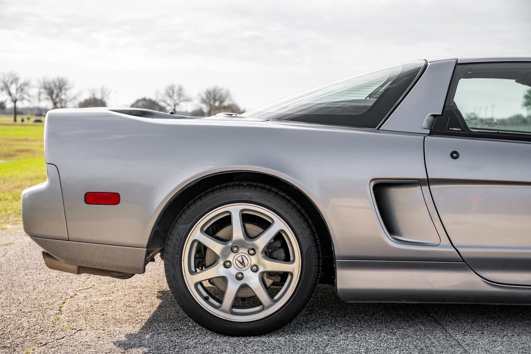 2000 Acura NA2 NSX - Image 17 of 31