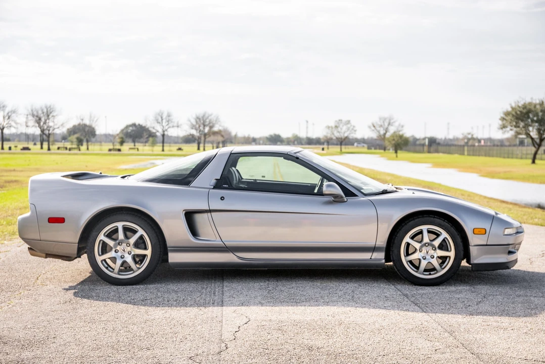 2000 Acura NA2 NSX - Image 14 of 31