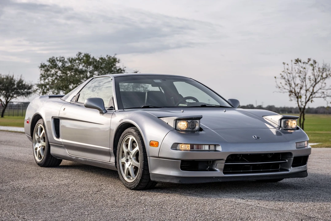2000 Acura NA2 NSX - Image 2 of 31