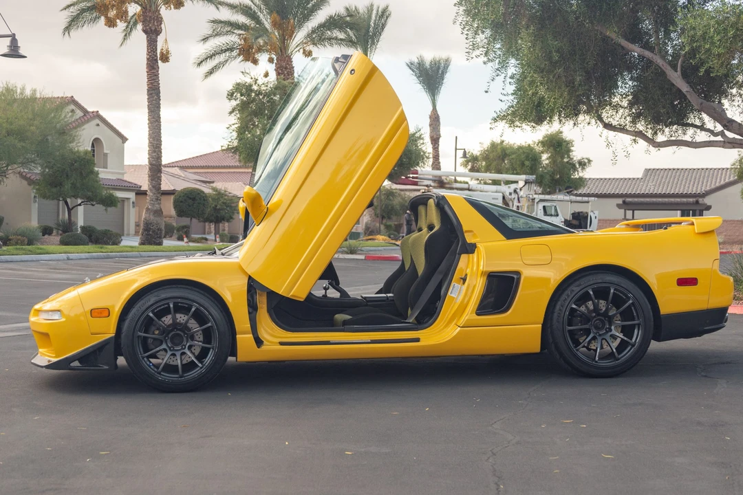 2000 Acura NA2 NSX - Image 11 of 31