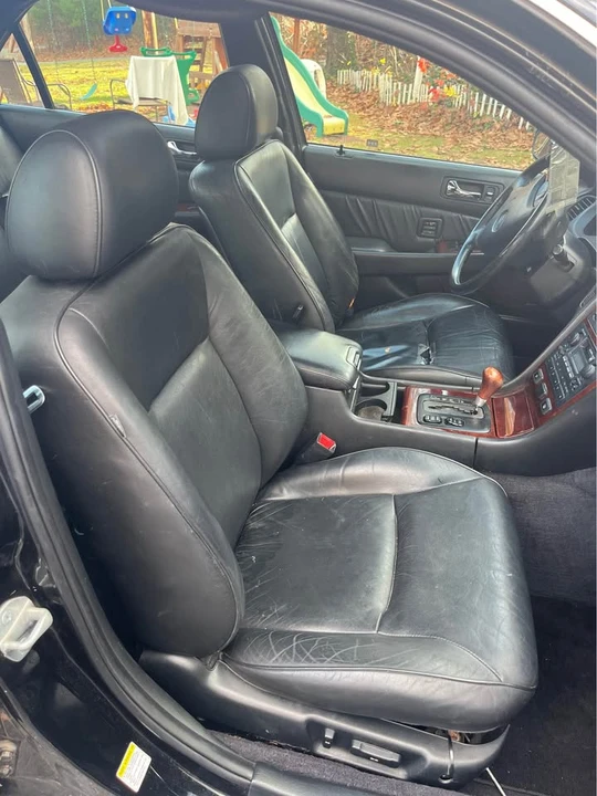 2000 Acura RL 1st Gen - Image 5 of 9