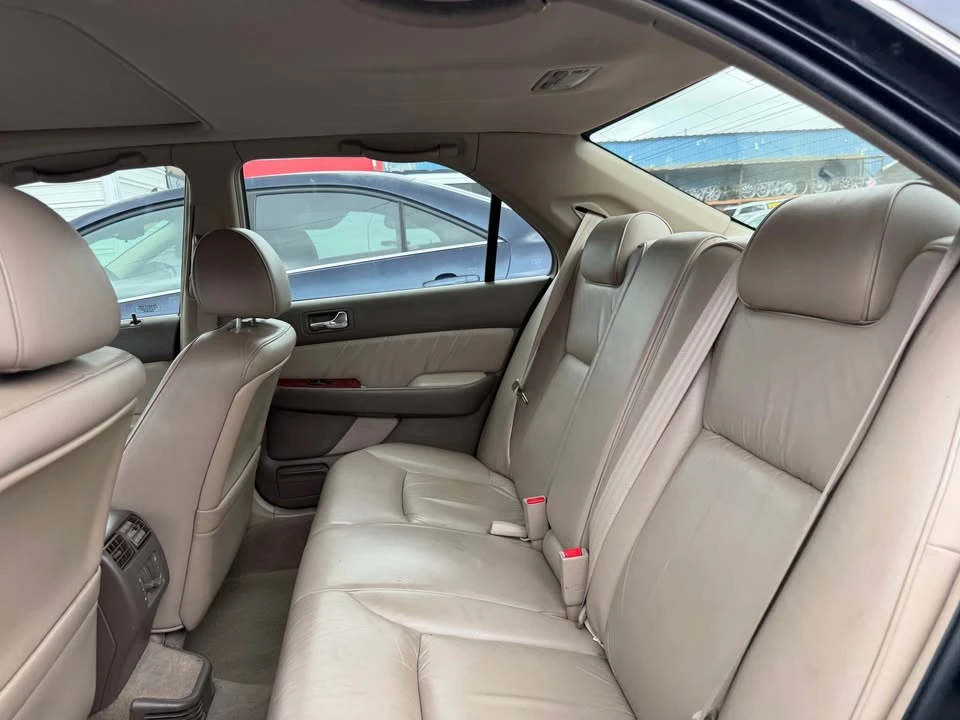2000 Acura RL 1st Gen - Image 12 of 16