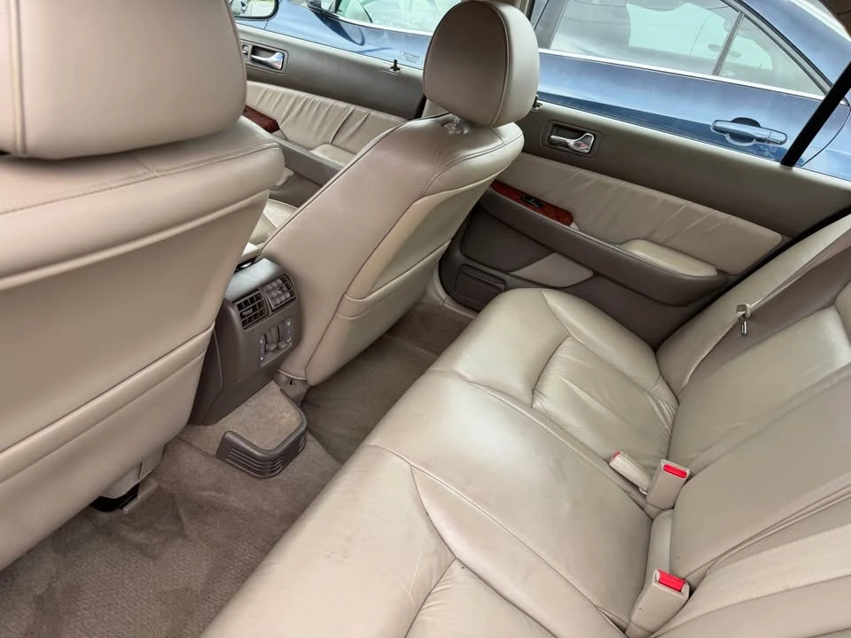 2000 Acura RL 1st Gen - Image 11 of 16