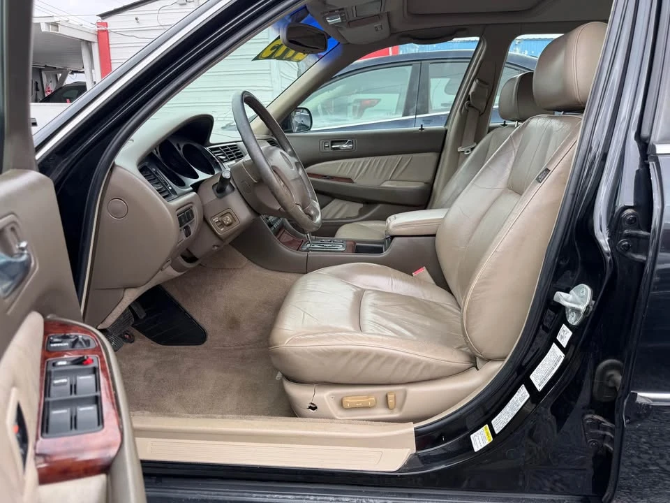 2000 Acura RL 1st Gen - Image 8 of 16
