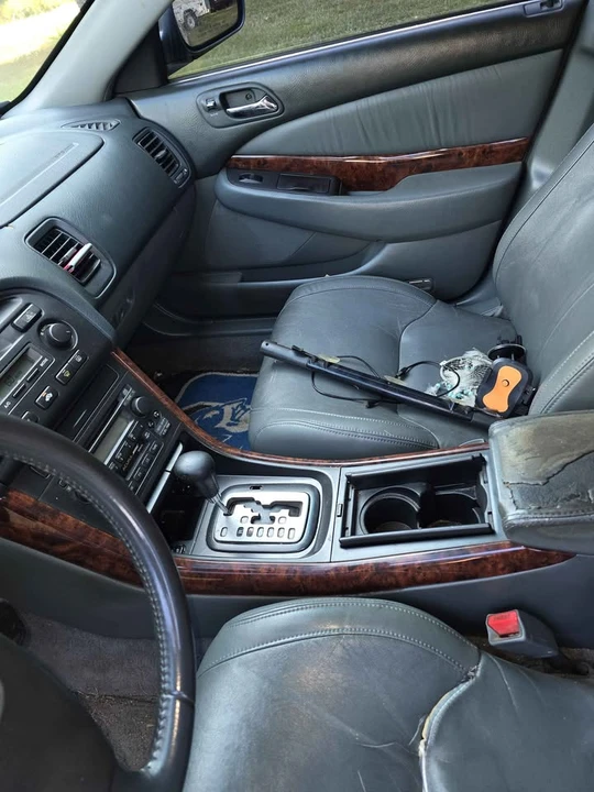 2000 Acura TL 2nd Gen - Image 7 of 11