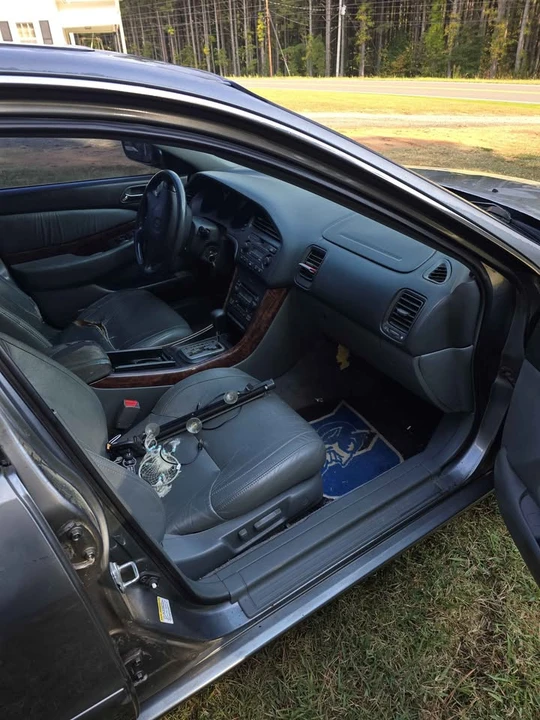 2000 Acura TL 2nd Gen - Image 9 of 11