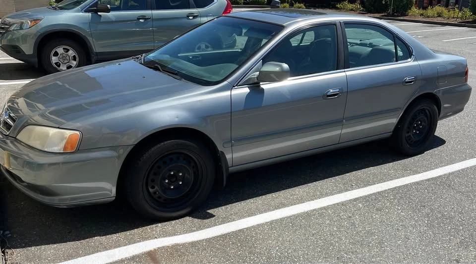 2000 Acura TL 2nd Gen - Image 2 of 4