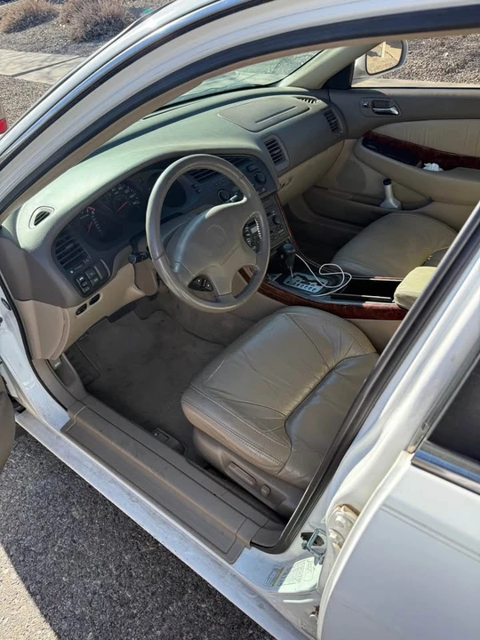 2000 Acura TL 2nd Gen - Image 3 of 3