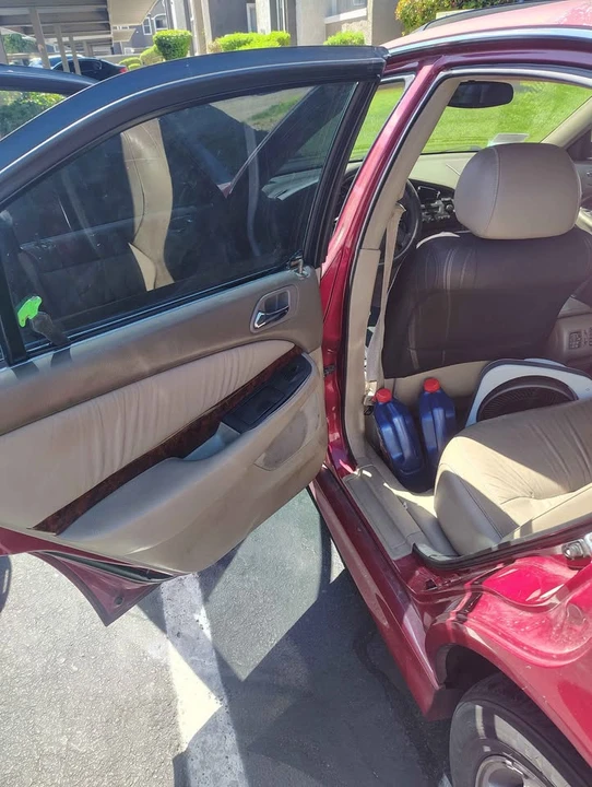 2000 Acura TL 2nd Gen - Image 8 of 9