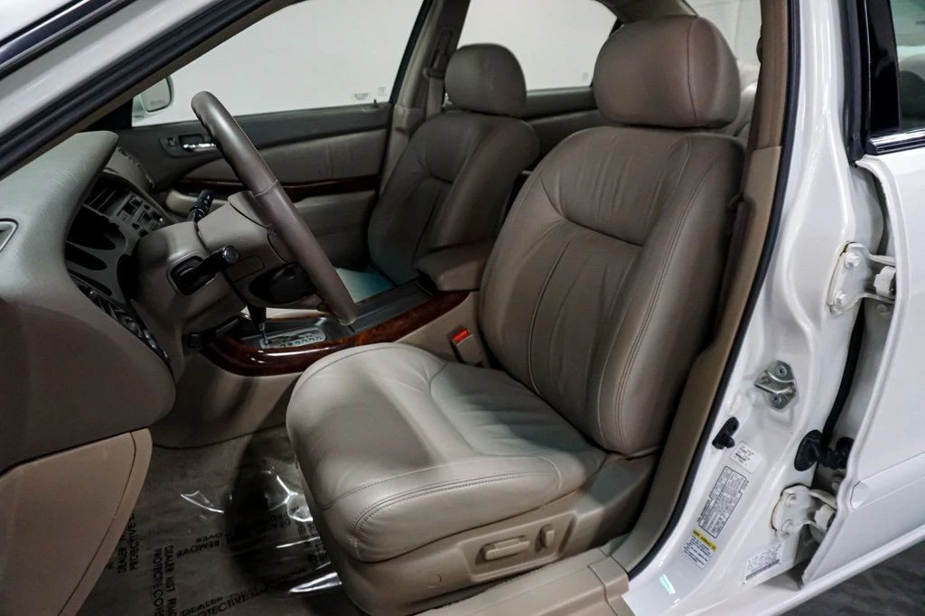 2000 Acura TL 2nd Gen - Image 8 of 12