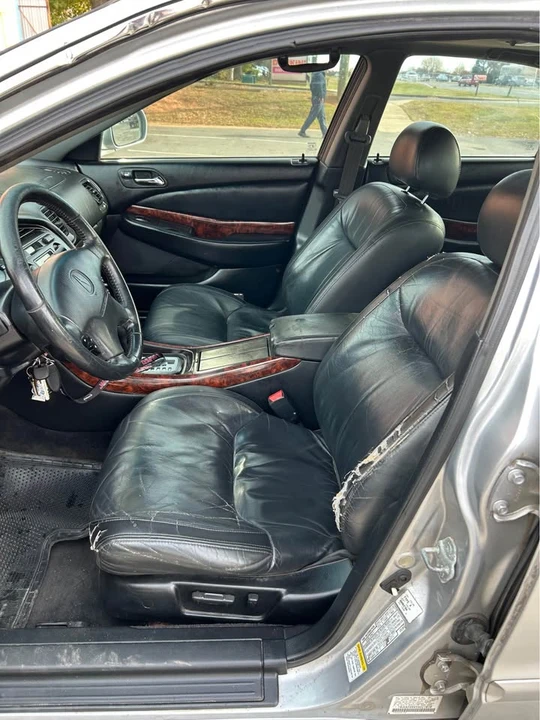 2000 Acura TL - Image 4 of 12