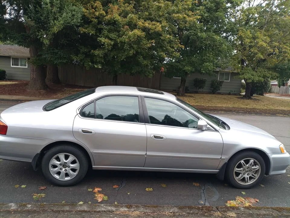 2000 Acura TL 2nd Gen - Image 2 of 10