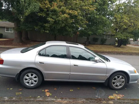 2000 Acura TL 2nd Gen - Image 2 of 10